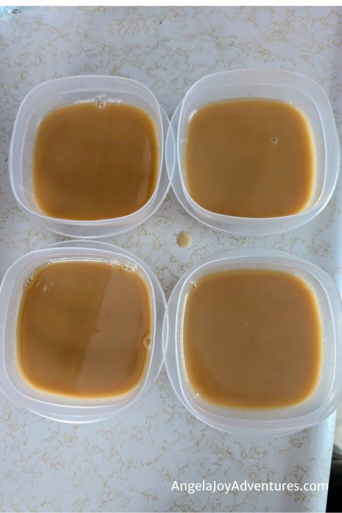containers of melted lard and peanut butter for homemade suet